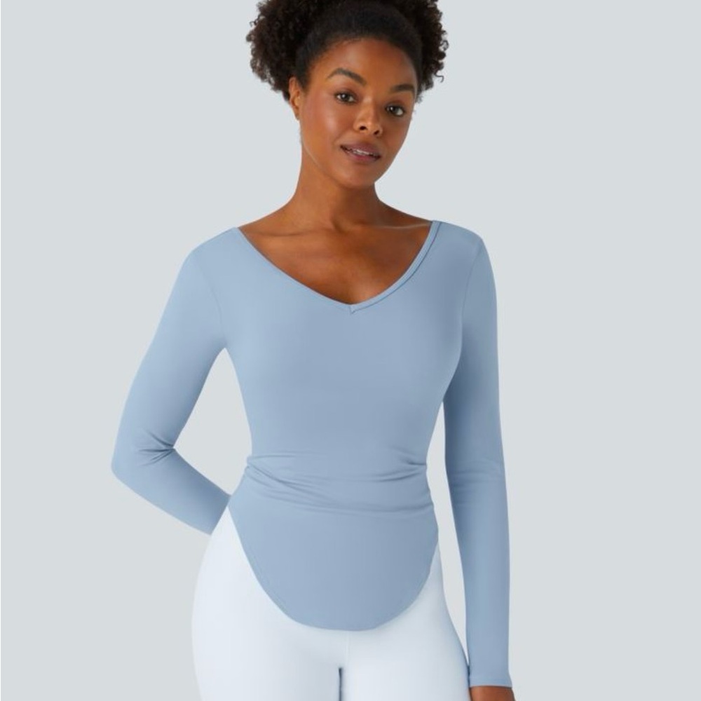 Halara Backless Crisscross V Neck Long Sleeve Curved Hem Skinny Yoga Sports Top